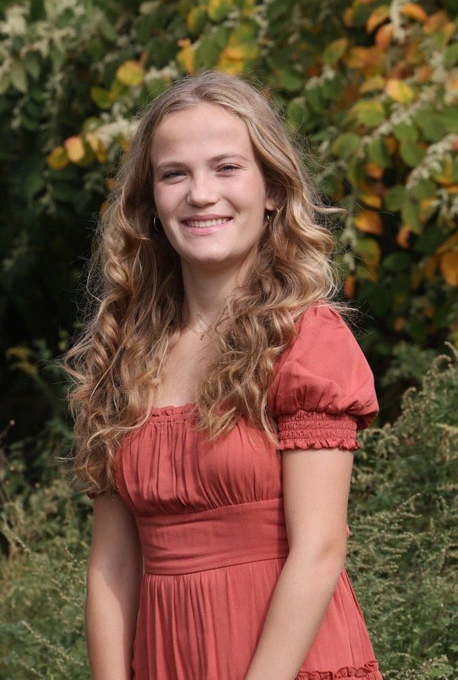 Gabby Algiere.jpeg